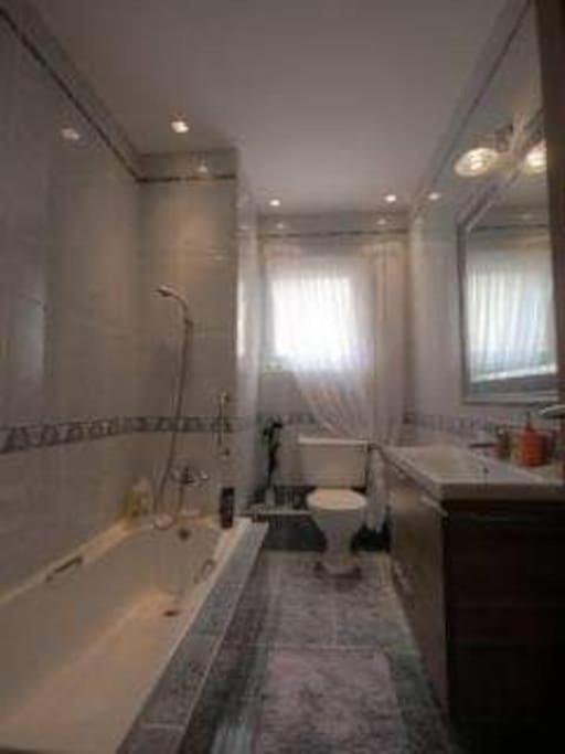 Private Room In A Modern Apartment With Pool And Sea View San Pawl il-Baħar Extérieur photo